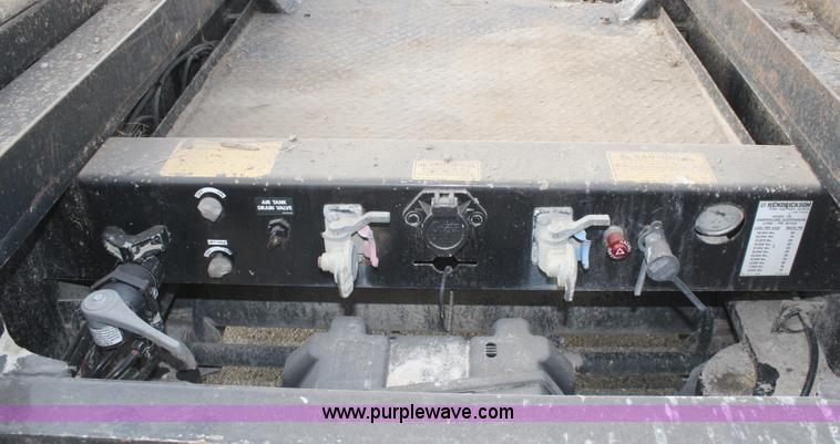 image for item B5047 2006 Trail King 53' triple axle detach trailer with tag axle