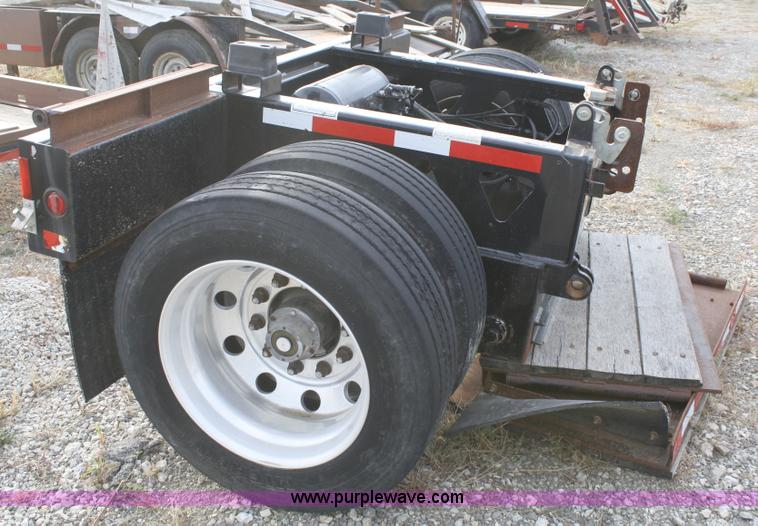image for item B5047 2006 Trail King 53' triple axle detach trailer with tag axle