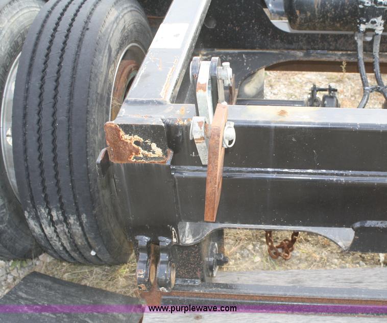 image for item B5047 2006 Trail King 53' triple axle detach trailer with tag axle