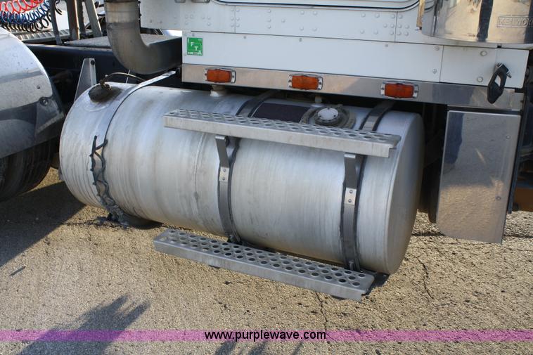 image for item B5048 1999 Kenworth W900 semi truck