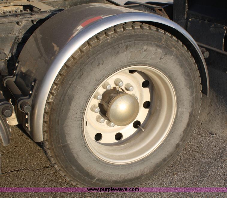 image for item B5048 1999 Kenworth W900 semi truck