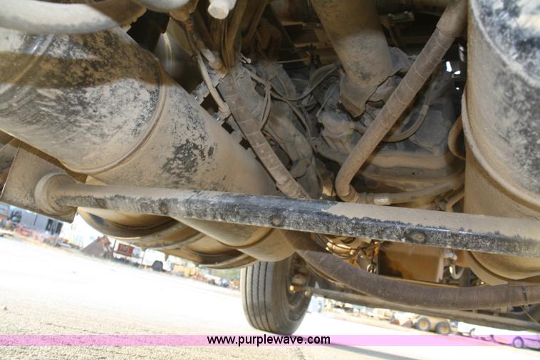 image for item B5048 1999 Kenworth W900 semi truck