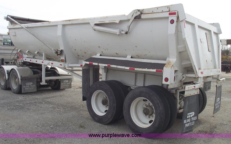 image for item B5050 1998 Travis 26' barrel end dump trailer