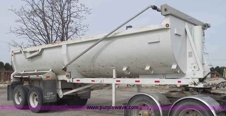 image for item B5050 1998 Travis 26' barrel end dump trailer