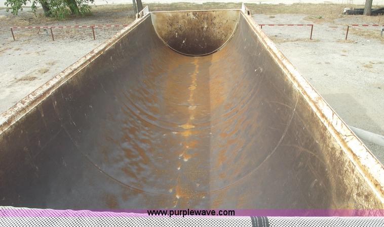 image for item B5050 1998 Travis 26' barrel end dump trailer