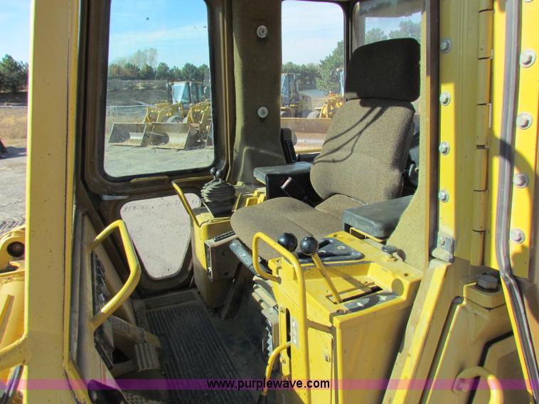 image for item C5691 1998 Caterpillar 963B track loader