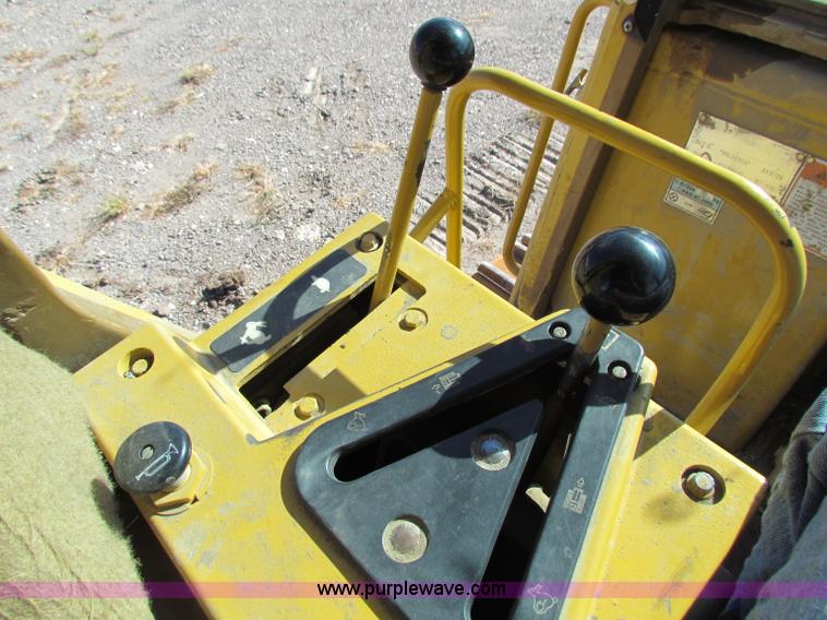 image for item C5691 1998 Caterpillar 963B track loader