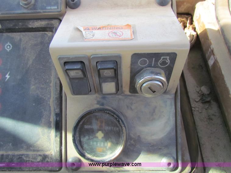 image for item C5691 1998 Caterpillar 963B track loader