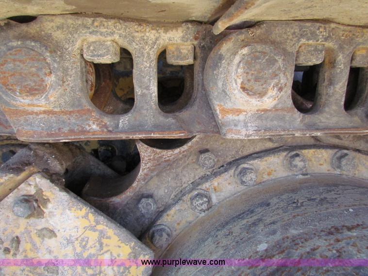 image for item C5691 1998 Caterpillar 963B track loader