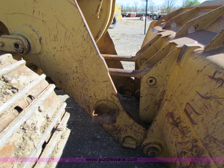 image for item C5692 2001 Caterpillar 973C track loader