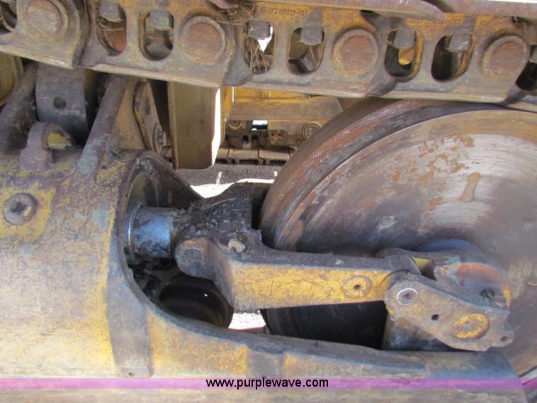 image for item C5692 2001 Caterpillar 973C track loader