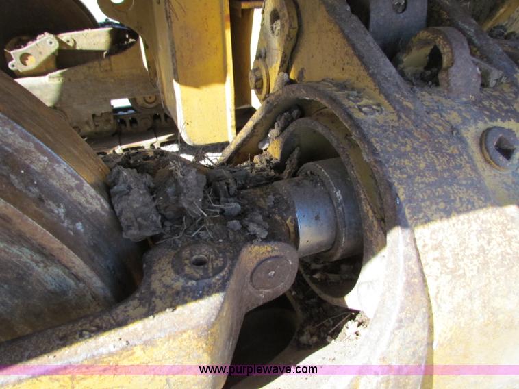 image for item C5692 2001 Caterpillar 973C track loader