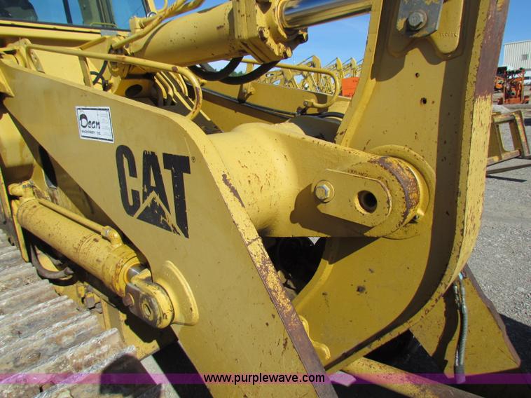image for item C5693 1997 Caterpillar 963B track loader