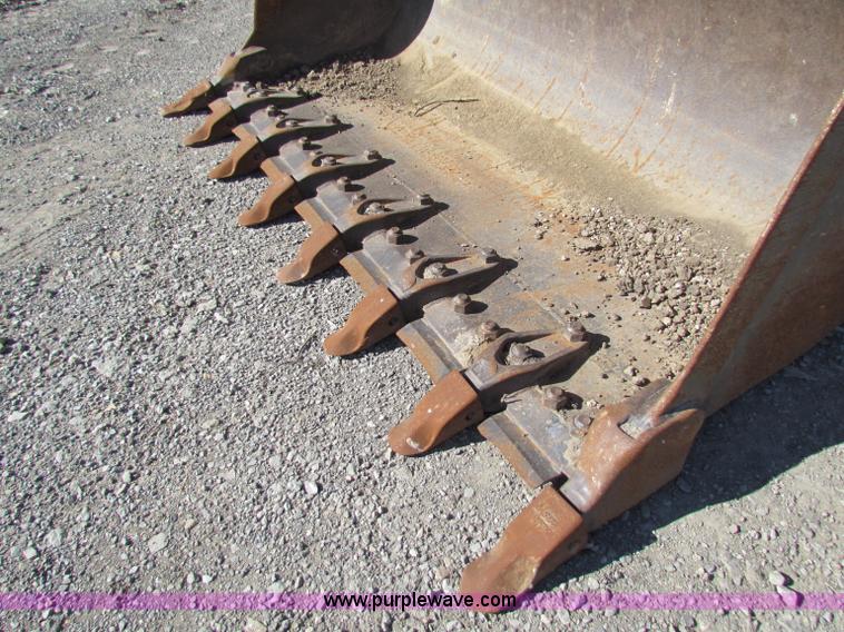 image for item C5693 1997 Caterpillar 963B track loader