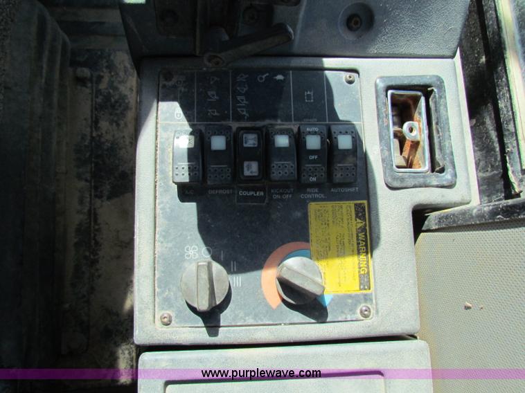 image for item C5694 1997 Caterpillar 928G wheel loader
