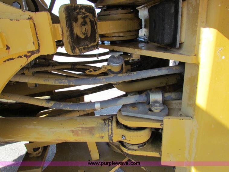 image for item C5694 1997 Caterpillar 928G wheel loader