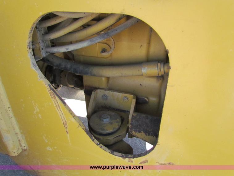 image for item C5694 1997 Caterpillar 928G wheel loader