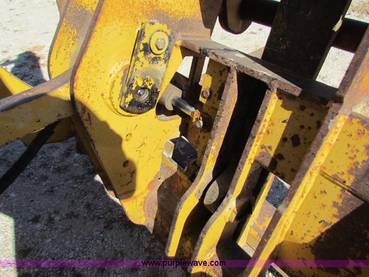 image for item C5694 1997 Caterpillar 928G wheel loader