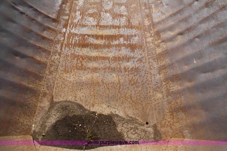 image for item C5695 1984 Caterpillar D350C articulated rock truck