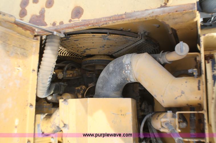 image for item C5696 1987 Caterpillar D350C articulated rock truck