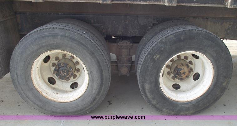 image for item C5701 1999 Sterling L9500 crane truck