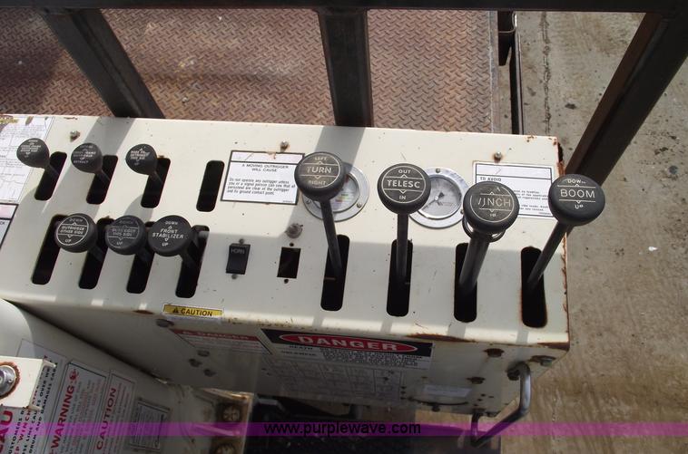 image for item C5701 1999 Sterling L9500 crane truck