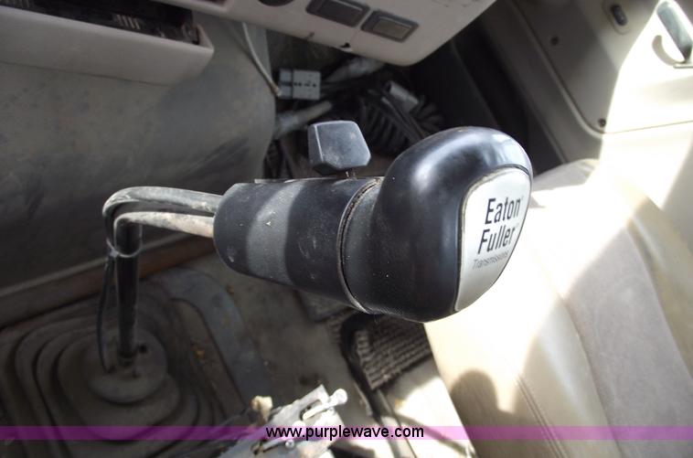 image for item C5703 2003 Sterling L9500 semi truck