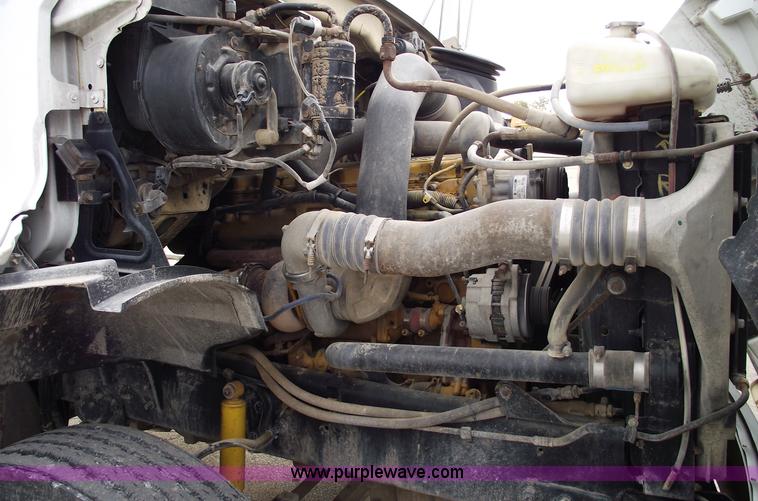 image for item C5707 2001 Sterling A9500 semi truck