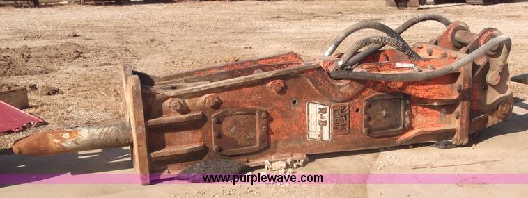 image for item G9074 NPK GH-18 hammer for Komatsu 400