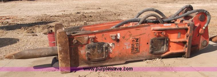image for item G9075 NPK E-225 hammer for Komatsu 400