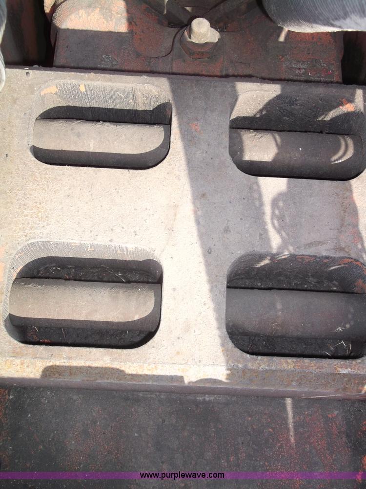 image for item G9075 NPK E-225 hammer for Komatsu 400