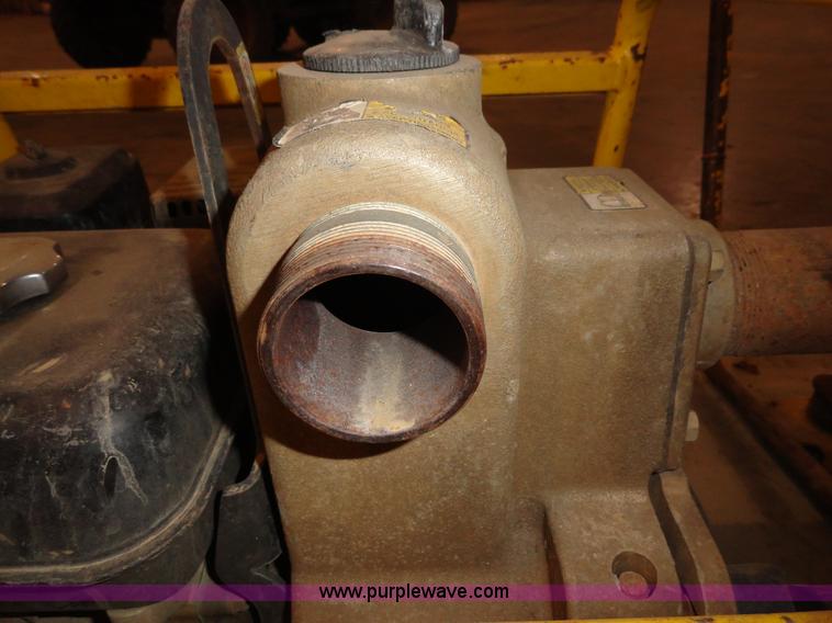 image for item G9144 Wacker water pump