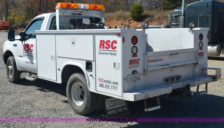 image for item 6042 2004 Ford F350 service truck