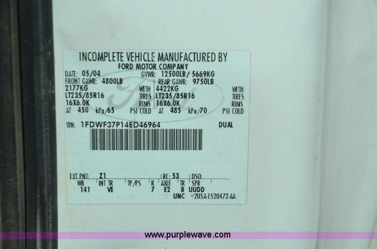 image for item 6042 2004 Ford F350 service truck