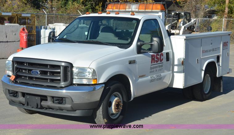 image for item 6043 2004 Ford F350 service truck