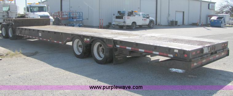 image for item A5011 2005 Ledwell hydraulic dove tail trailer