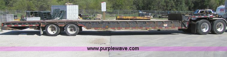 image for item A5011 2005 Ledwell hydraulic dove tail trailer