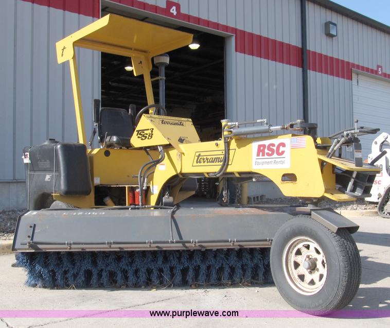 image for item A8018 2006 Terramite TSS38 sweeper