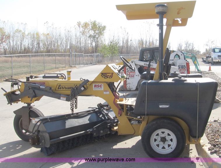 image for item A8018 2006 Terramite TSS38 sweeper