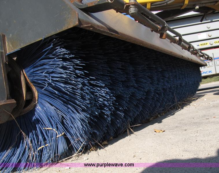 image for item A8018 2006 Terramite TSS38 sweeper