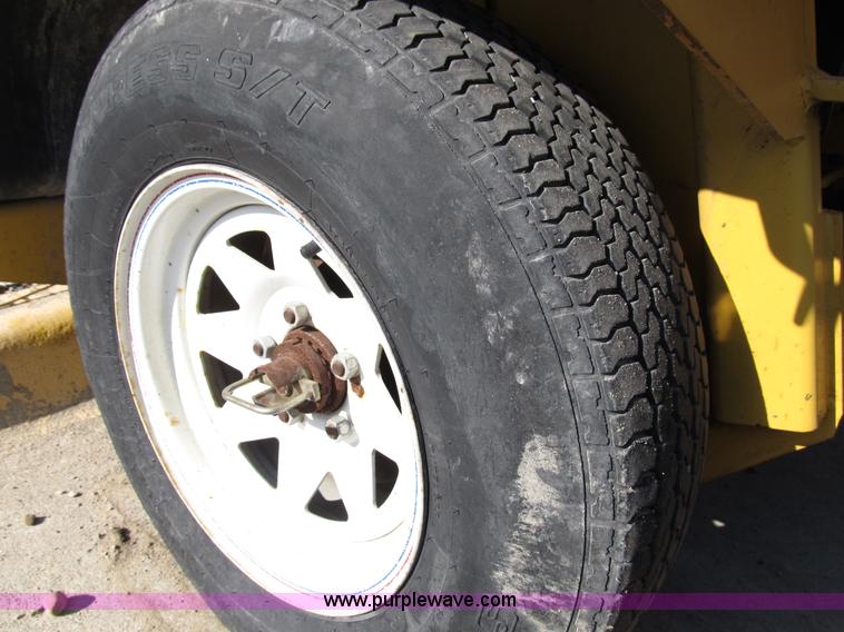 image for item A8018 2006 Terramite TSS38 sweeper