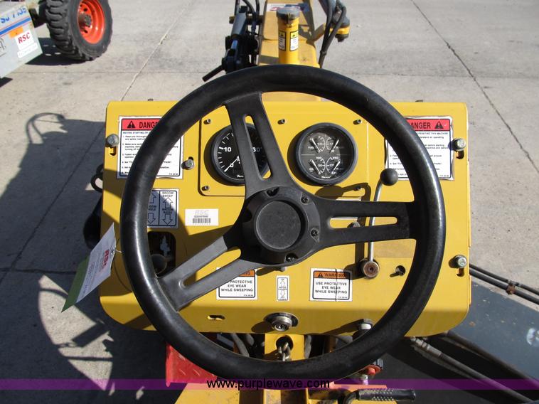 image for item A8018 2006 Terramite TSS38 sweeper