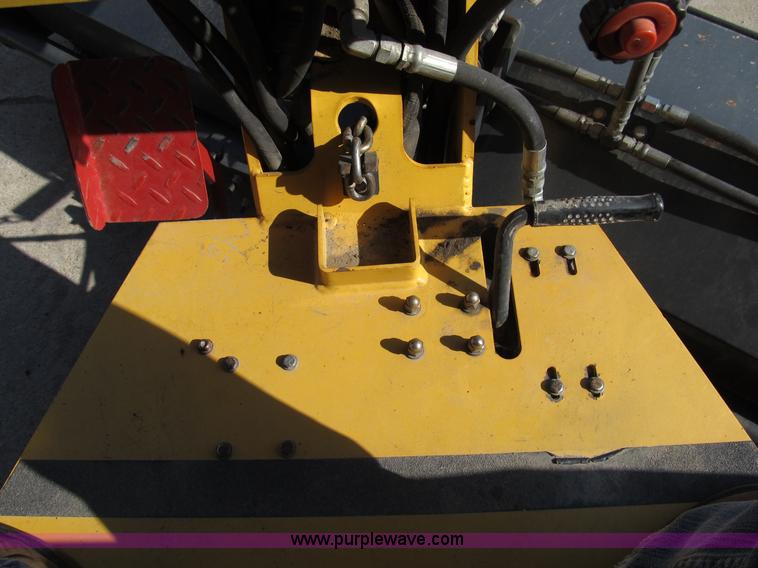 image for item A8018 2006 Terramite TSS38 sweeper