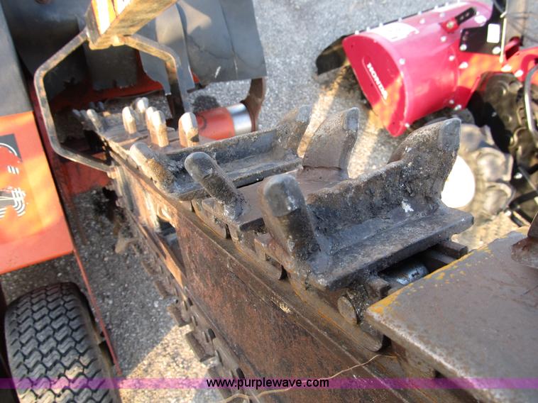 image for item A8021 2007 Ditch Witch 1820H trencher