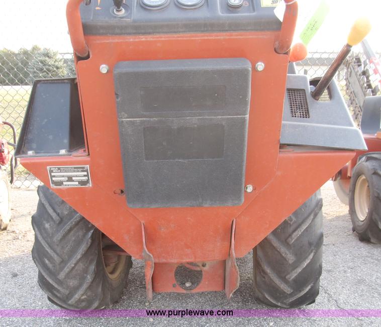 image for item A8021 2007 Ditch Witch 1820H trencher