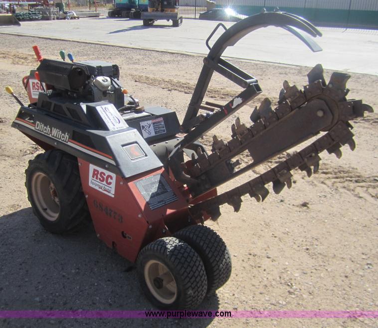 image for item B5543 2007 Ditch Witch 1820H trencher