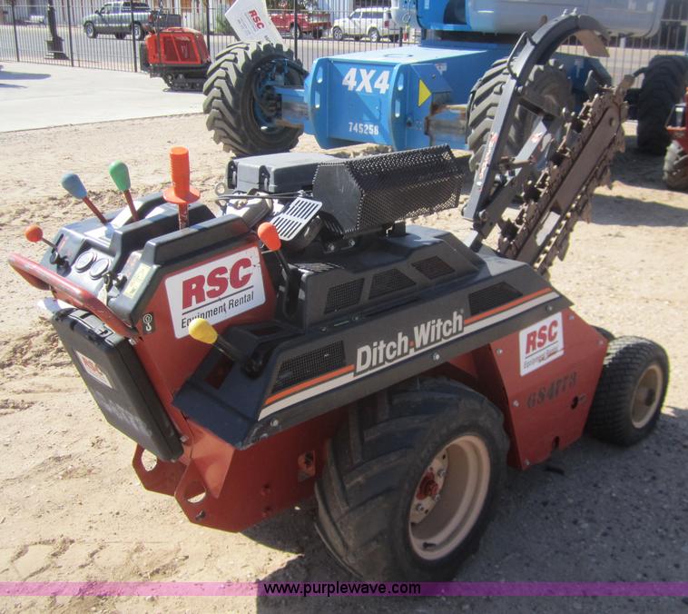 image for item B5543 2007 Ditch Witch 1820H trencher