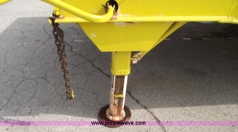 image for item C5700 Ledwell 2W25RM portable loading dock