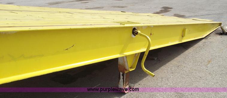 image for item C5700 Ledwell 2W25RM portable loading dock
