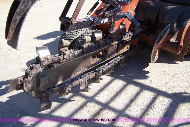 image for item D8543 2007 Ditch Witch 1820H trencher